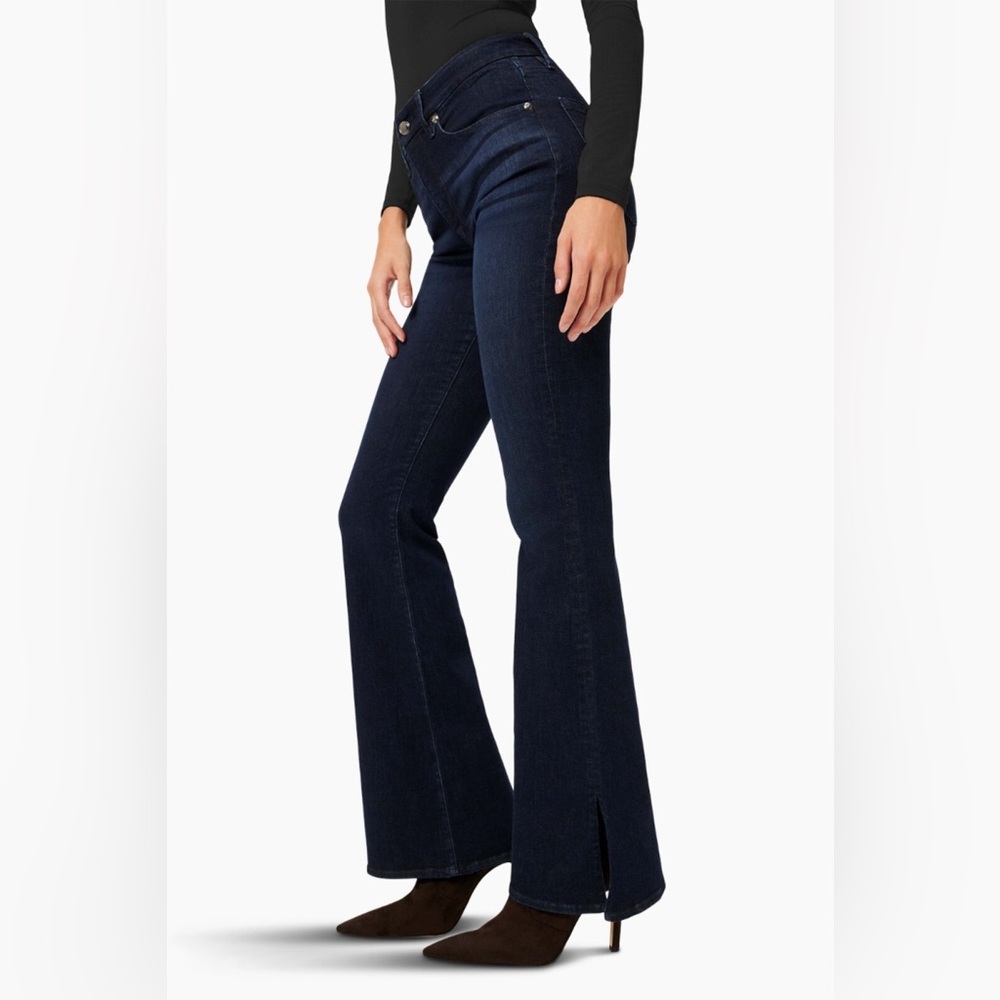 Good legs flare side slit